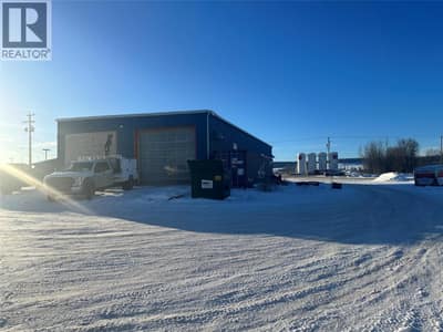 900 Adams Road, Dawson Creek