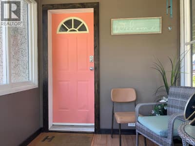 309 Third Street E, Revelstoke
