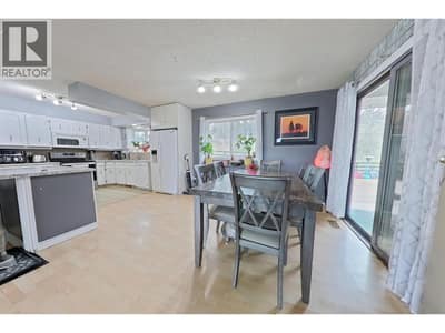 1530 21 Highway, Creston
