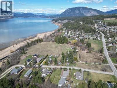 2351 Lakeshore Road NE, Salmon Arm