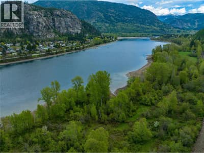 1601 ARROW LAKES Drive, Castlegar