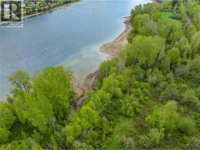 1601 ARROW LAKES Drive, Castlegar