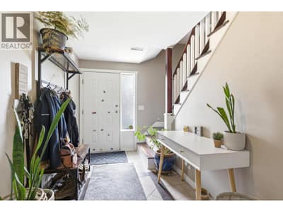 3472 Parklane Road, West Kelowna