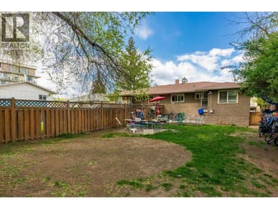 1333 Belaire Avenue, Kelowna