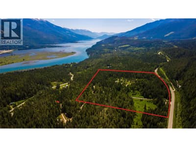 1750 Highway 23 South Highway S, Revelstoke