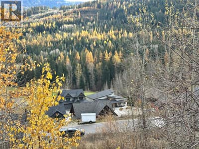 928 REDSTONE Drive, Rossland
