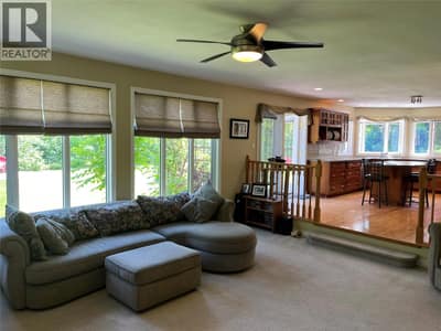 2601 9th Avenue, Castlegar