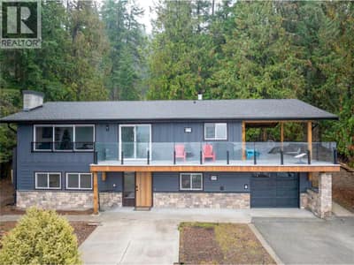 2022 Eagle Bay Road, Blind Bay