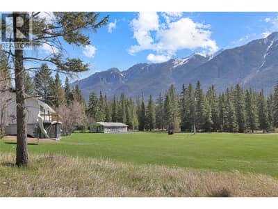 Incredible, panoramic views of the Rocky Mountains