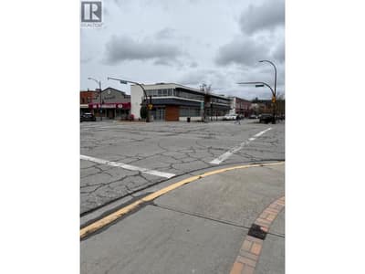 1001 Baker Street, Cranbrook
