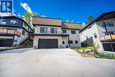 934 REDSTONE Drive, Rossland