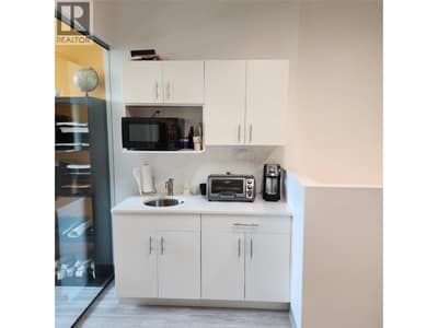 1625 Dilworth Drive Unit# 205, Kelowna
