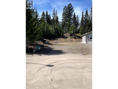 3 Churchill Place, Elkford