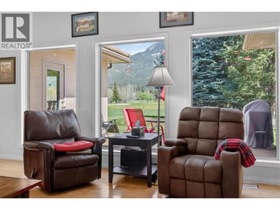 5102 Riverside Drive, Fairmont Hot Springs