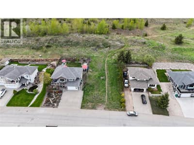 2000 Mountain View Avenue, Lumby