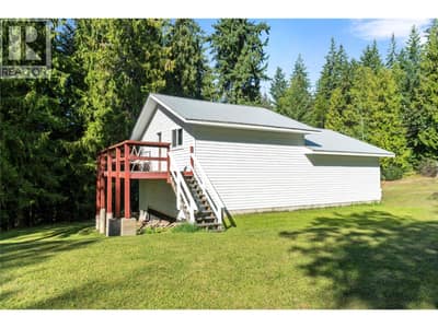 Detached Garage with suite potential
