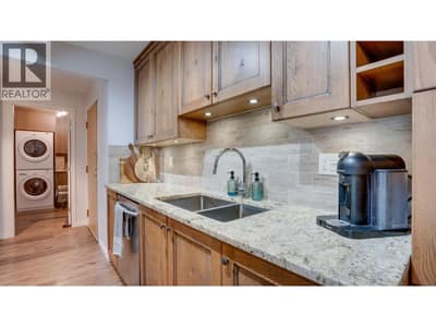 575 Sutherland Avenue Unit# 222, Kelowna
