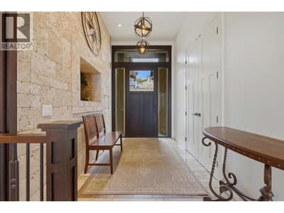 2200 Cortina Drive, Kelowna
