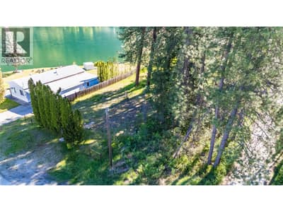 225 2nd Avenue, Castlegar