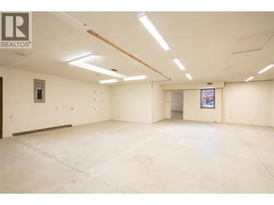 4901 Auto Road SE, Salmon Arm