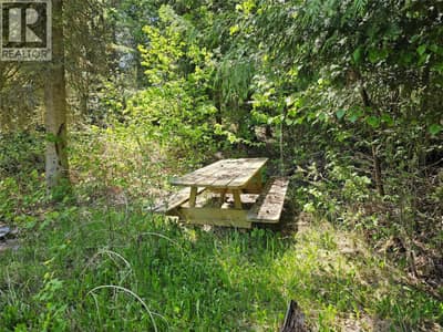 4402 Leopold Road, Scotch Creek