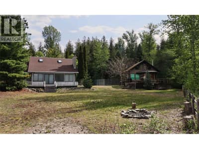 6884 Squilax-Anglemont Road, Magna Bay