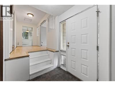 376 Hollywood Crescent, Lillooet