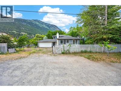 376 Hollywood Crescent, Lillooet