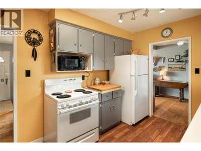 2150 Burnett Street, Kelowna