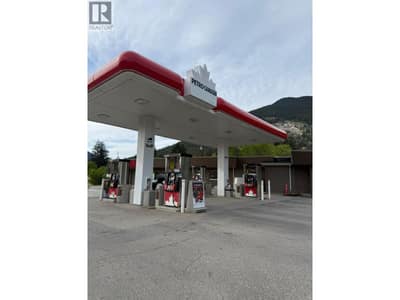 5668 97 Highway, Falkland