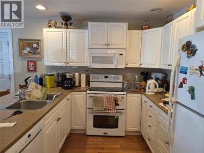 601 9th Street Unit# 2, Keremeos