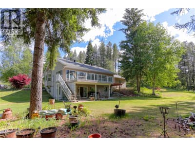 2693 Osachoff Road, South Slocan