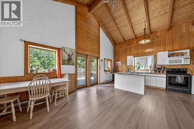 4764 FORSTERS LANDING Road, Radium Hot Springs