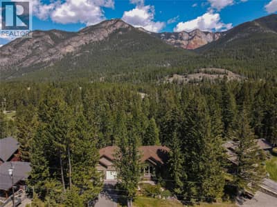 8128 Duby Road, Radium Hot Springs