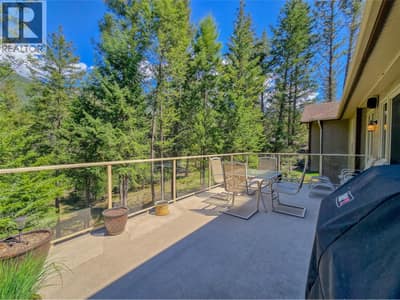 8128 Duby Road, Radium Hot Springs