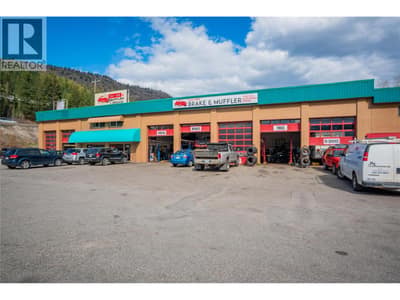 2865 B and 2929 Highway Drive, Trail