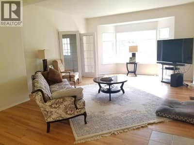 561 Willow Street, Fauquier