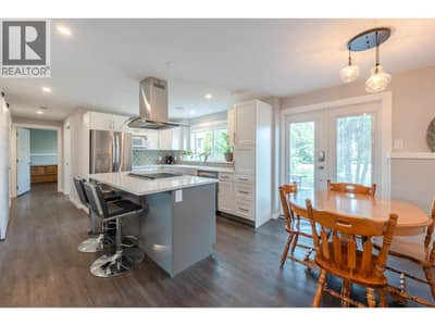 11512 Harvey Street, Summerland