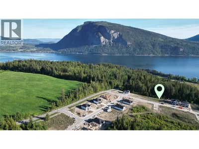4301 69 Avenue NE, Salmon Arm