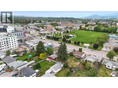 285-295 Rutland Road N, Kelowna