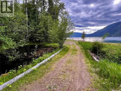 5851 Hwy 6 Highway, Burton