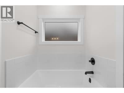 231 20 Street NE Unit# 10, Salmon Arm