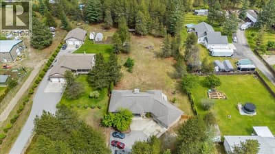 816 COLUMBIA Road, Castlegar