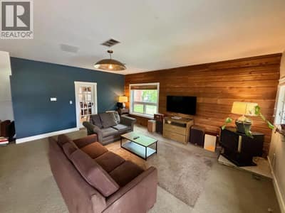 408 Third Street W, Revelstoke