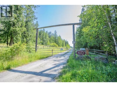 592 Bear Valley Road, Lumby