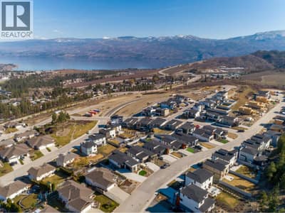 110 Yorkton Road, West Kelowna