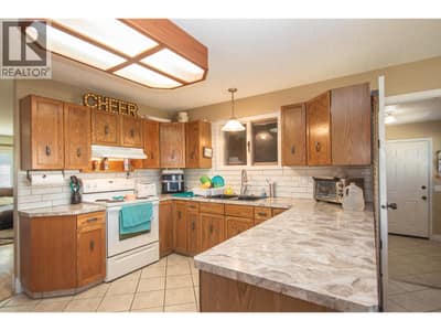 1704 Cedarwood Court, Dawson Creek