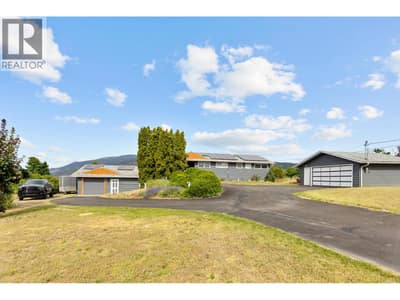 136 Stepping Stones Crescent, Spallumcheen