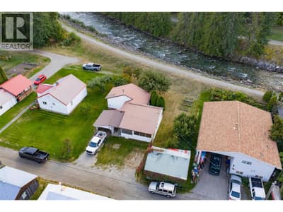 320 RIVER Lane, Kaslo