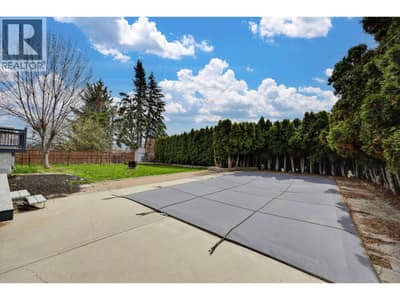 2545 Crestview Road, West Kelowna